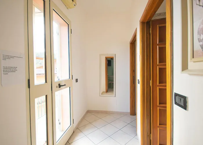 Mandras 2 Apartamento La Caletta